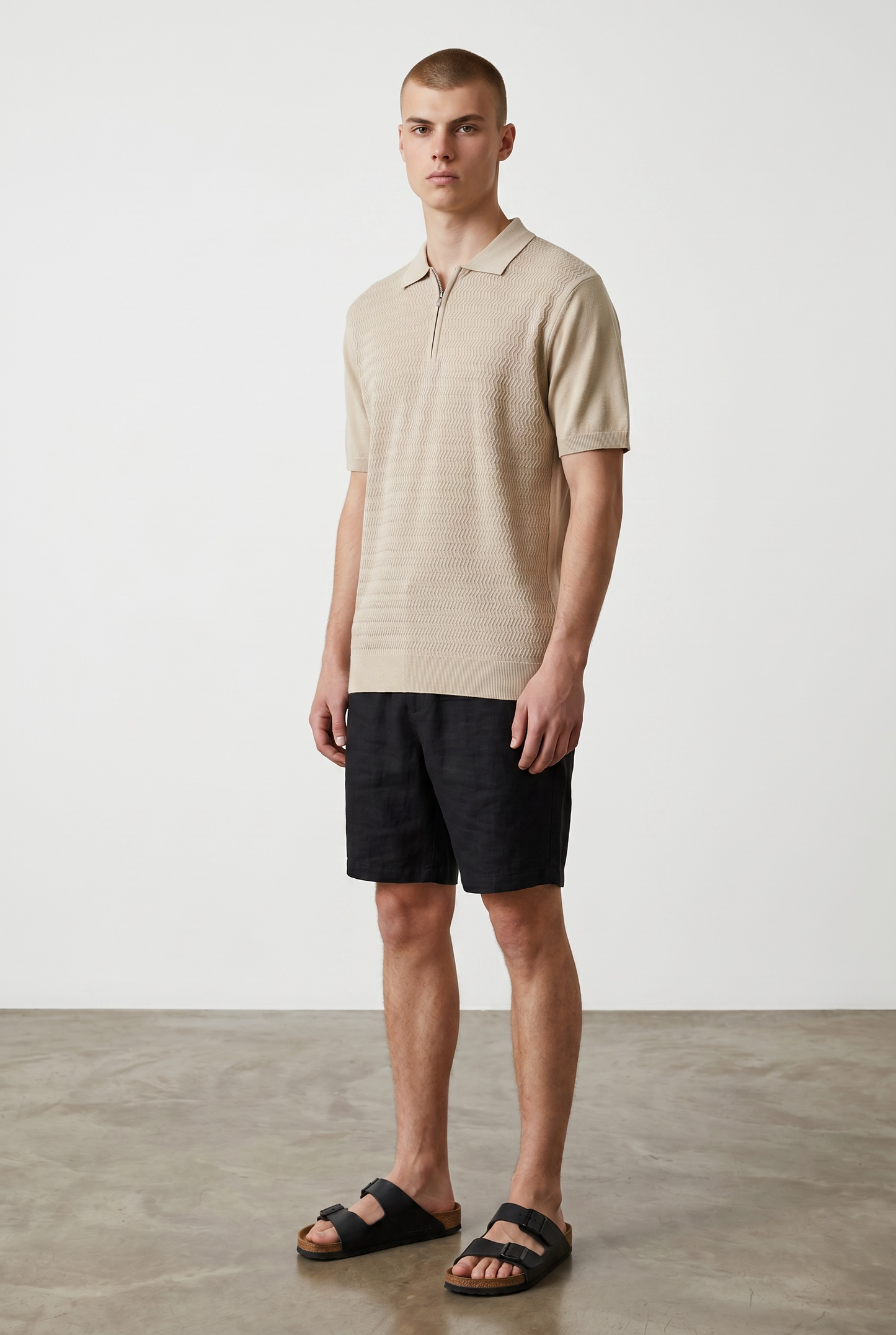 Zig zag knit beige polo